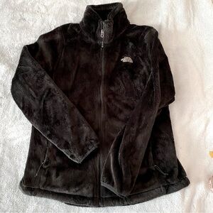 The North Face women’s Osito black jacket